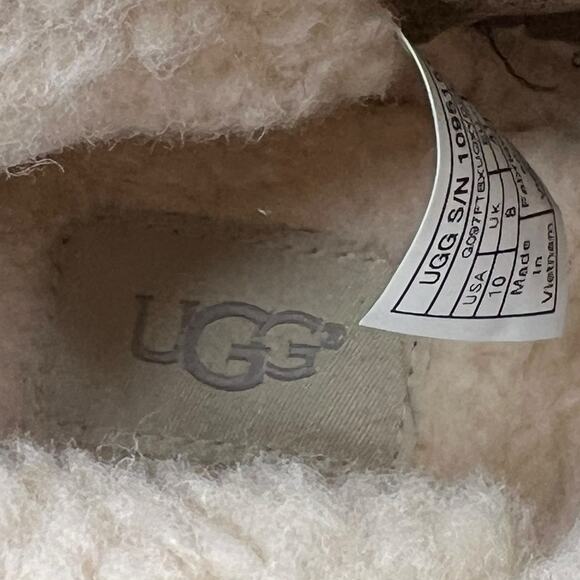 UGG Women’s Benson Brown Leather Casual Winter Boot Size US 10 - Picture 11 of 11